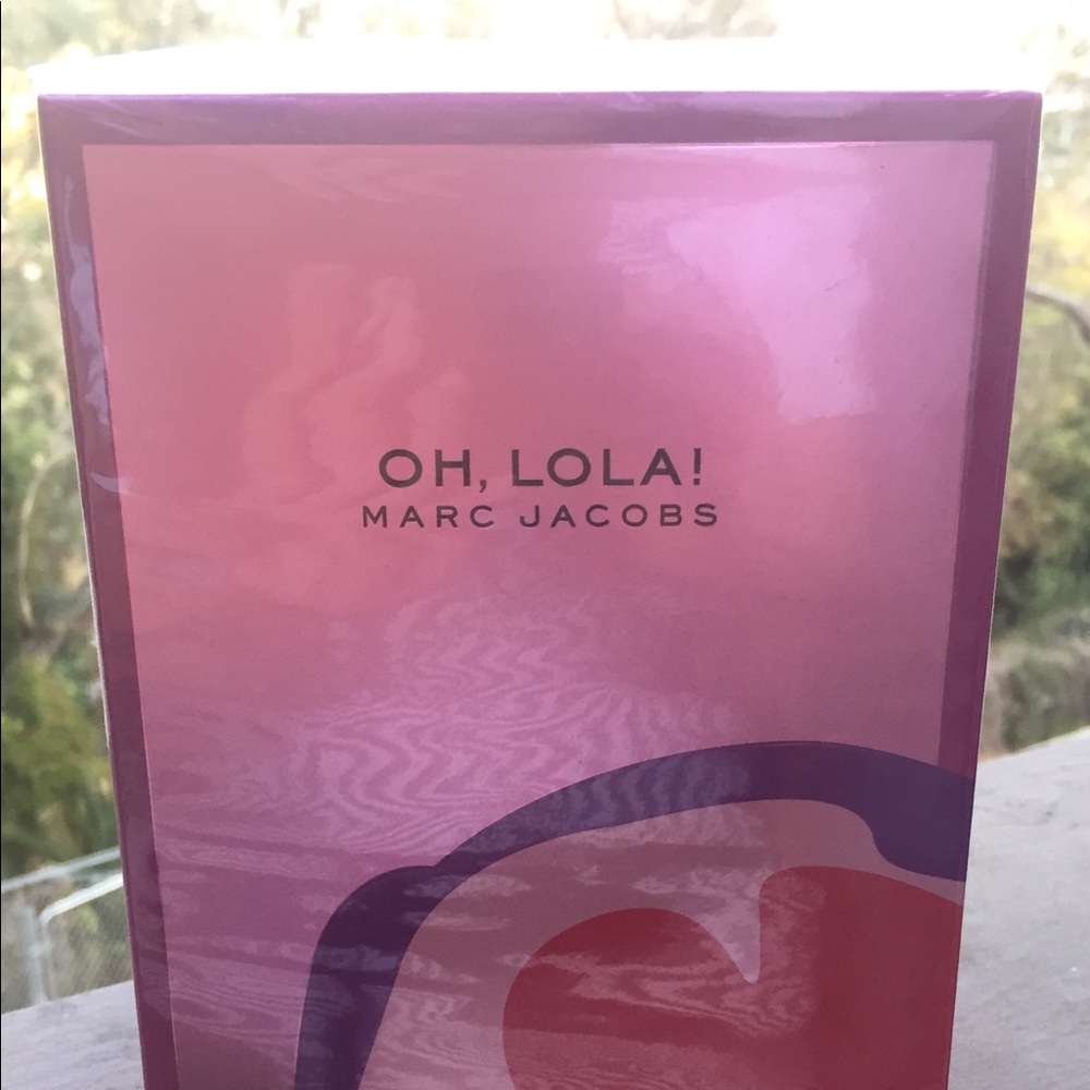 OH LOLA! Eau De Parfum Spray by Marc Jacobs